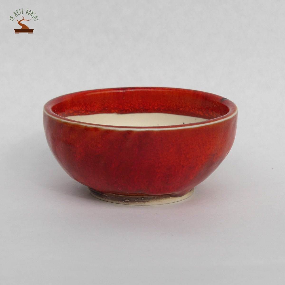 Pot rond 86 mm.