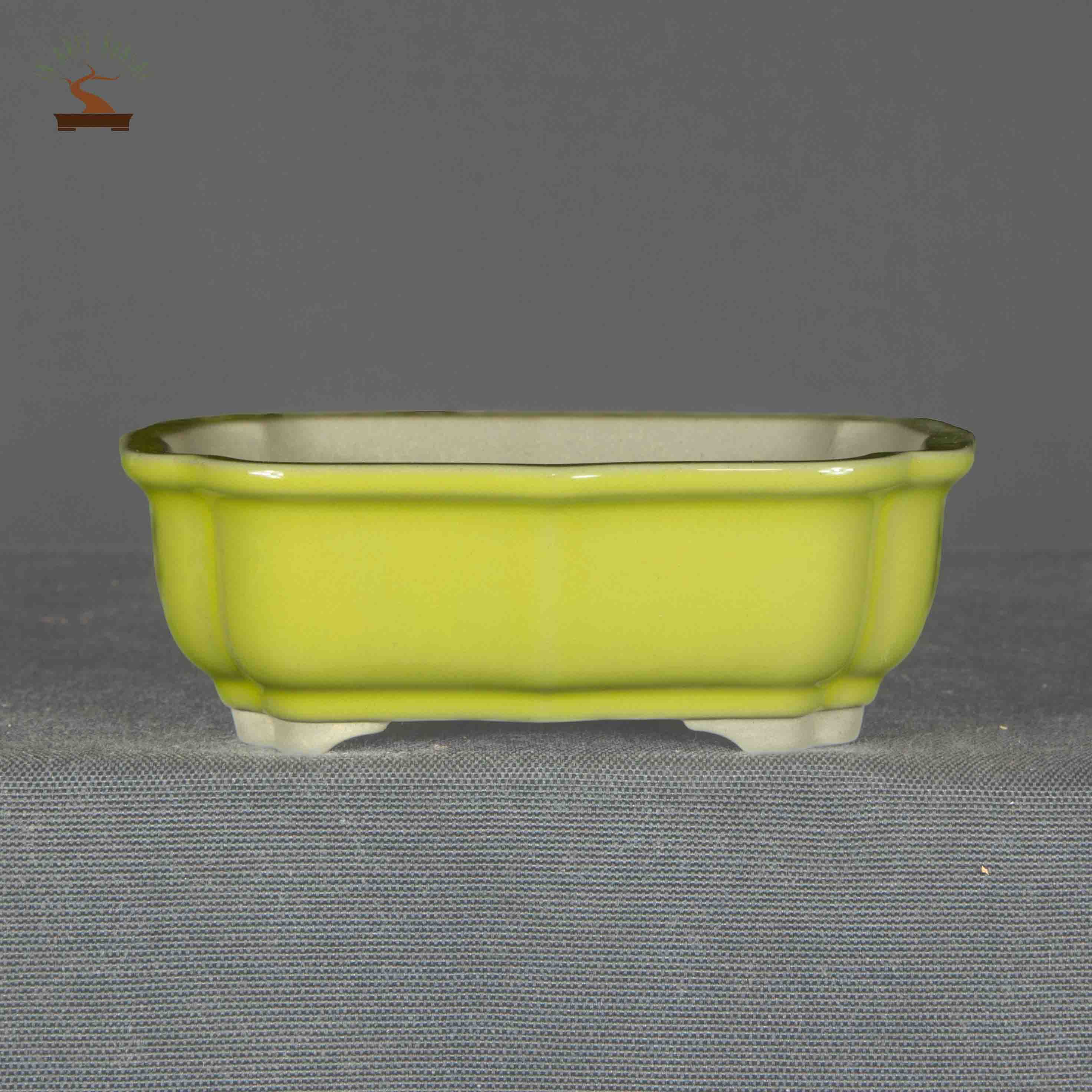 Oval pot 157 mm.
