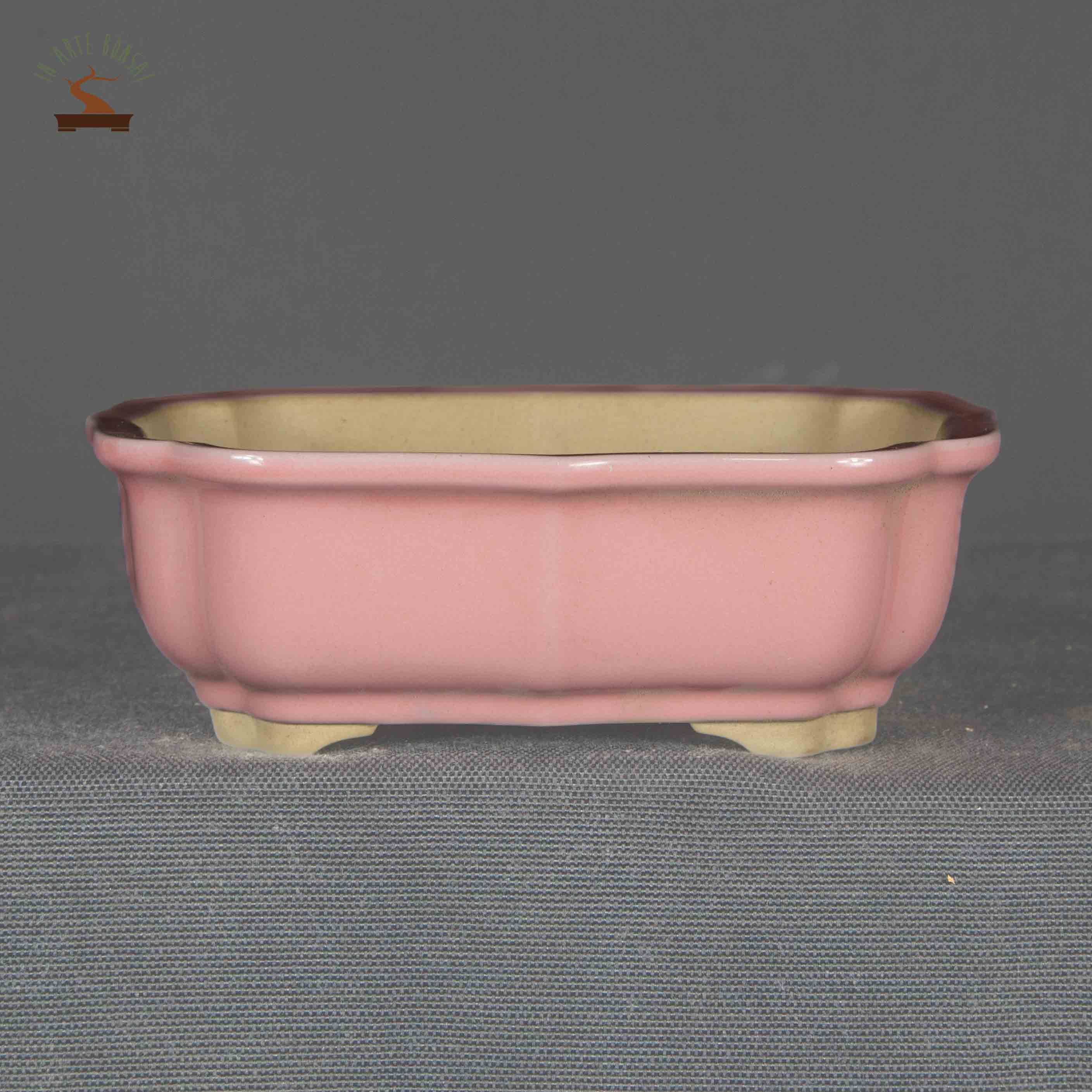 Oval pot 157 mm.