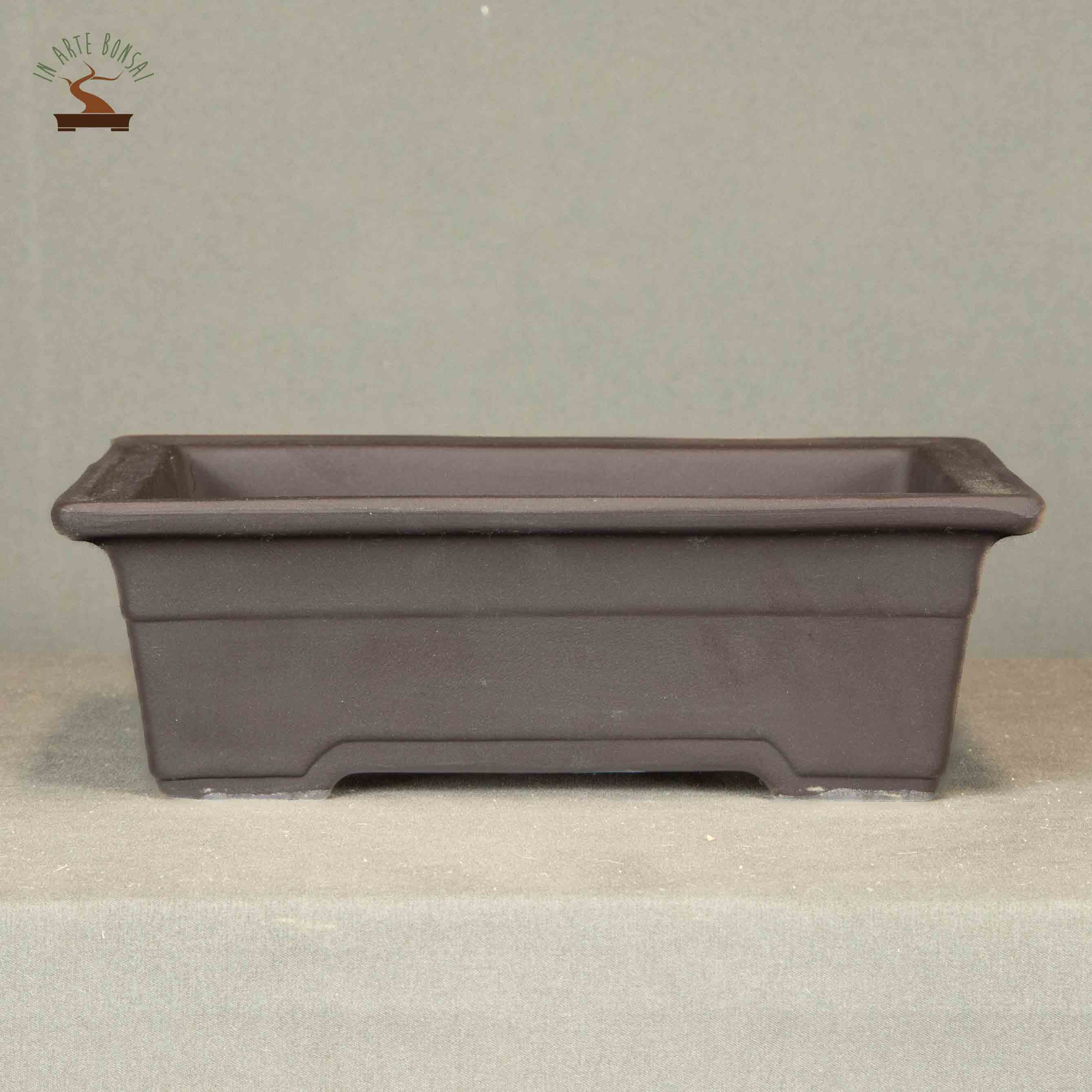 Pot rectangulaire 225 mm.