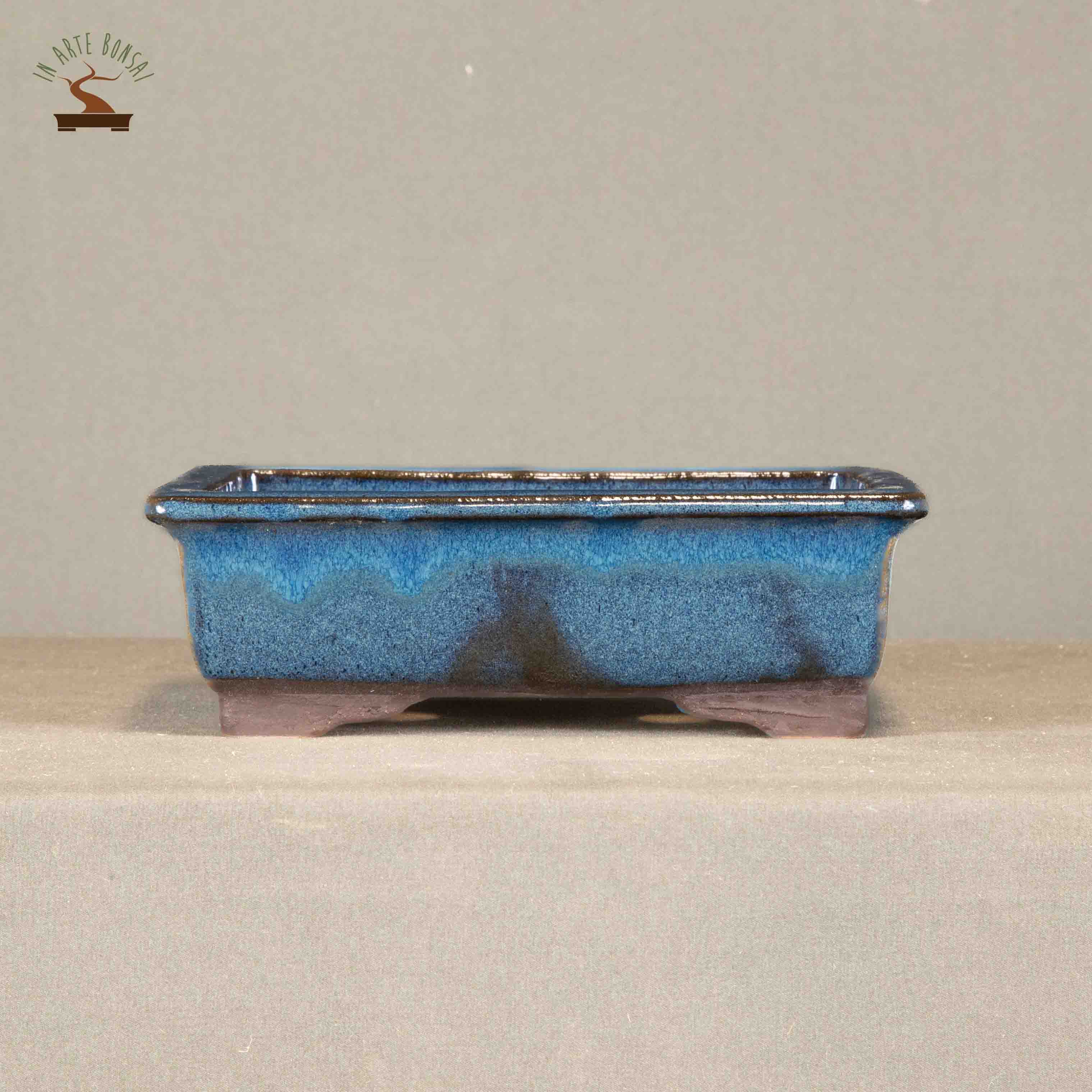 Rectangular pot 197 mm.
