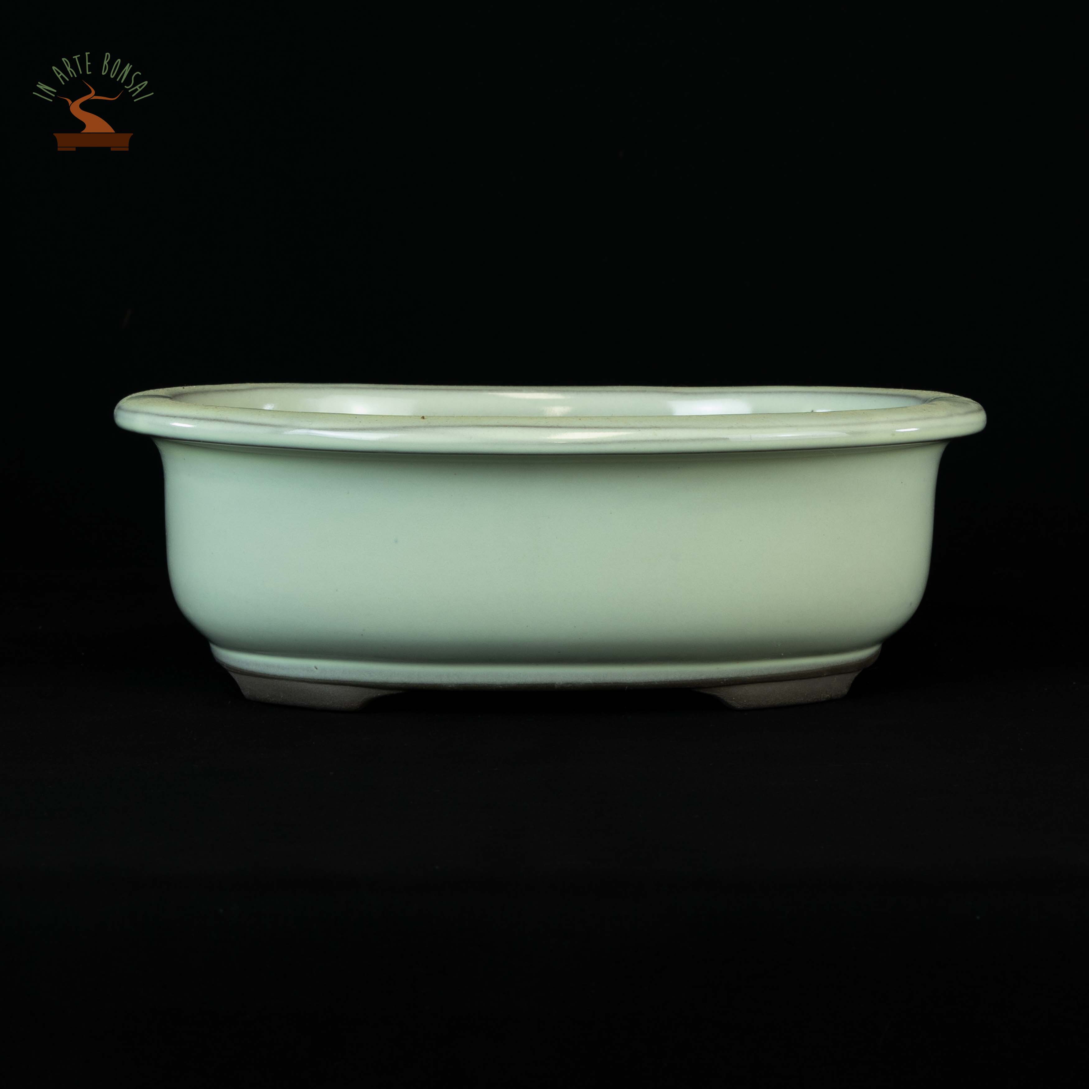 Pot ovale 205 mm.