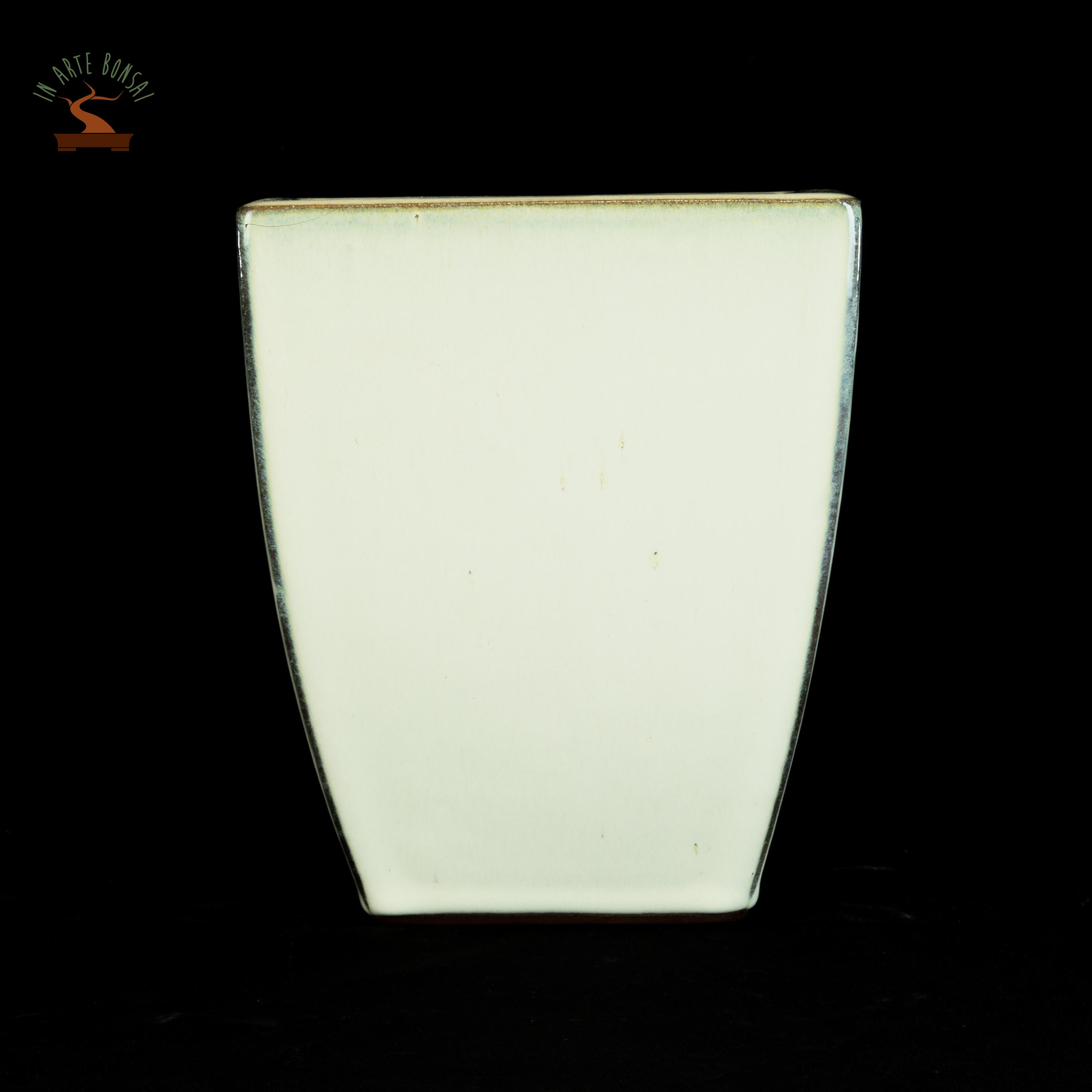 Square pot 155 mm.