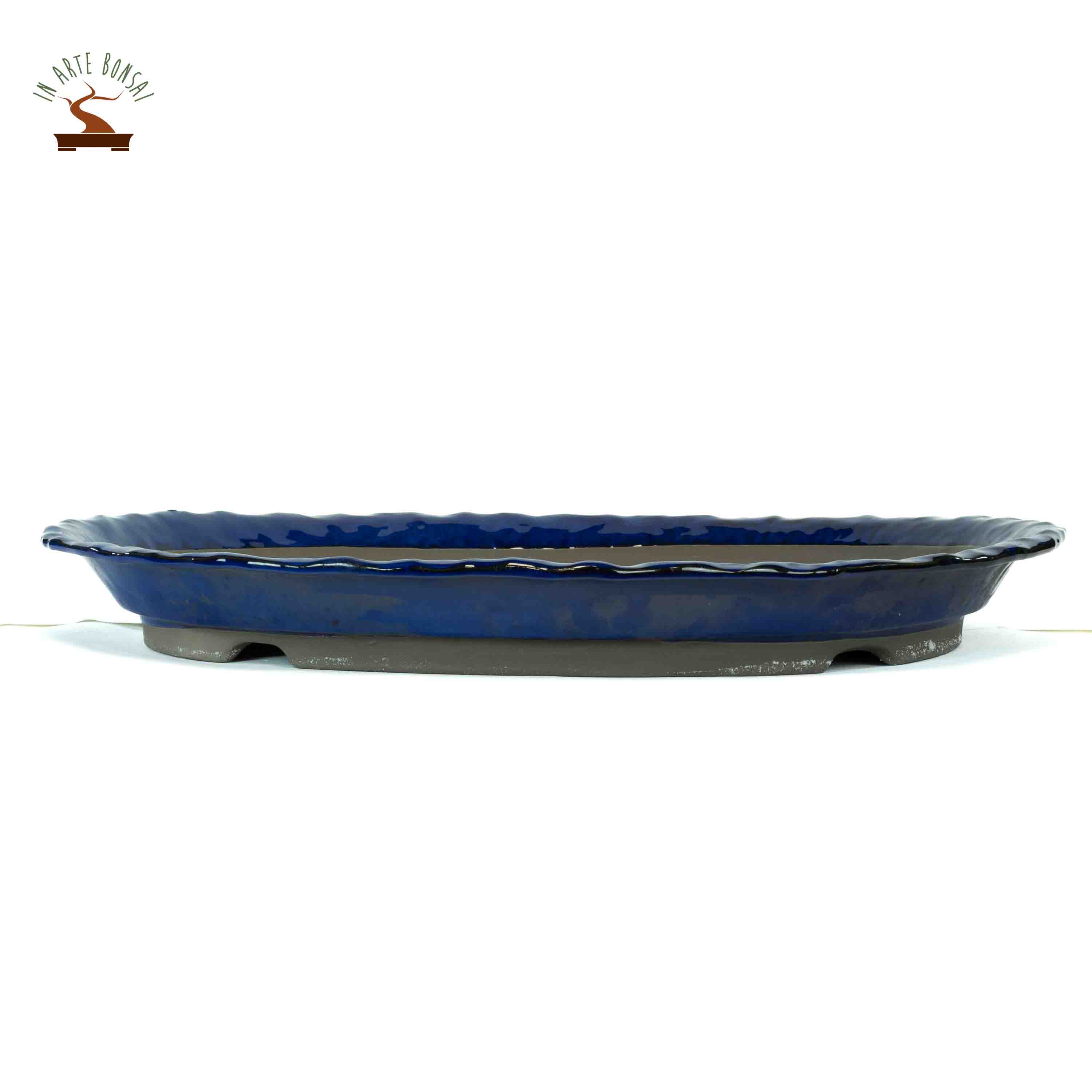 Oval pot 595 mm.