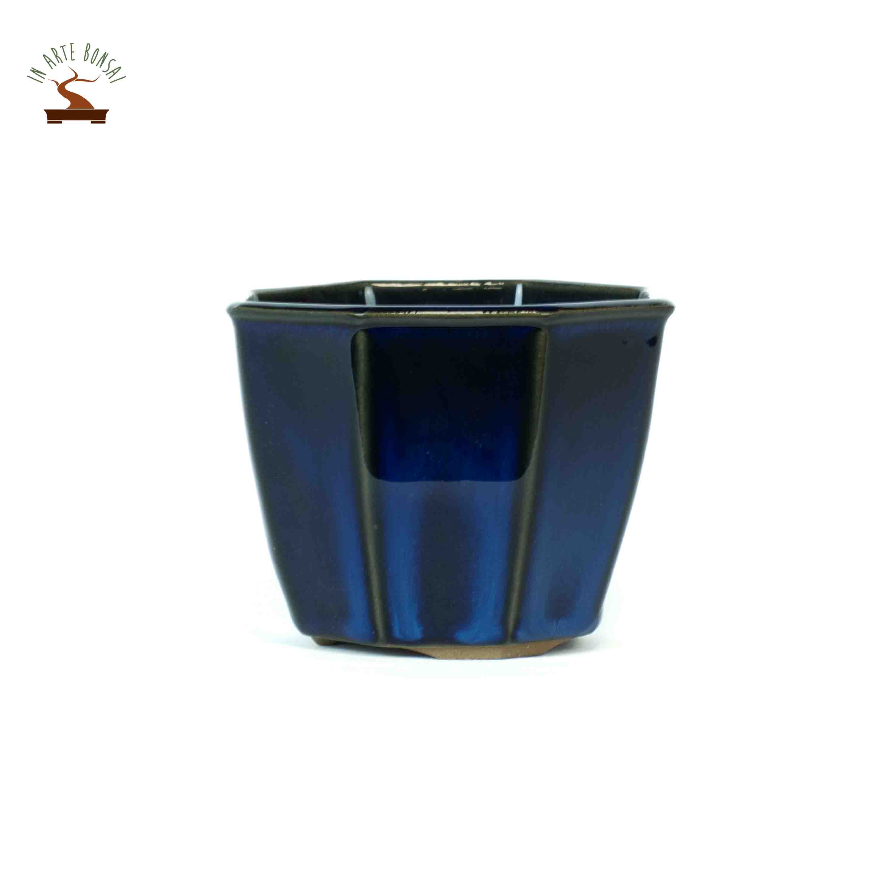 Octagonal pot 90 mm.